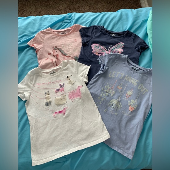 OshKosh B'gosh Other - OSH KOSH T-shirt bundle (4 tees) size 10